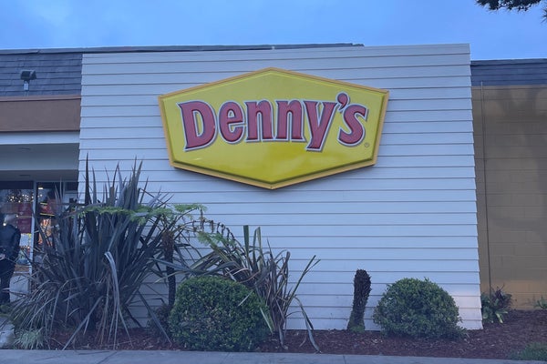 Denny's — photo