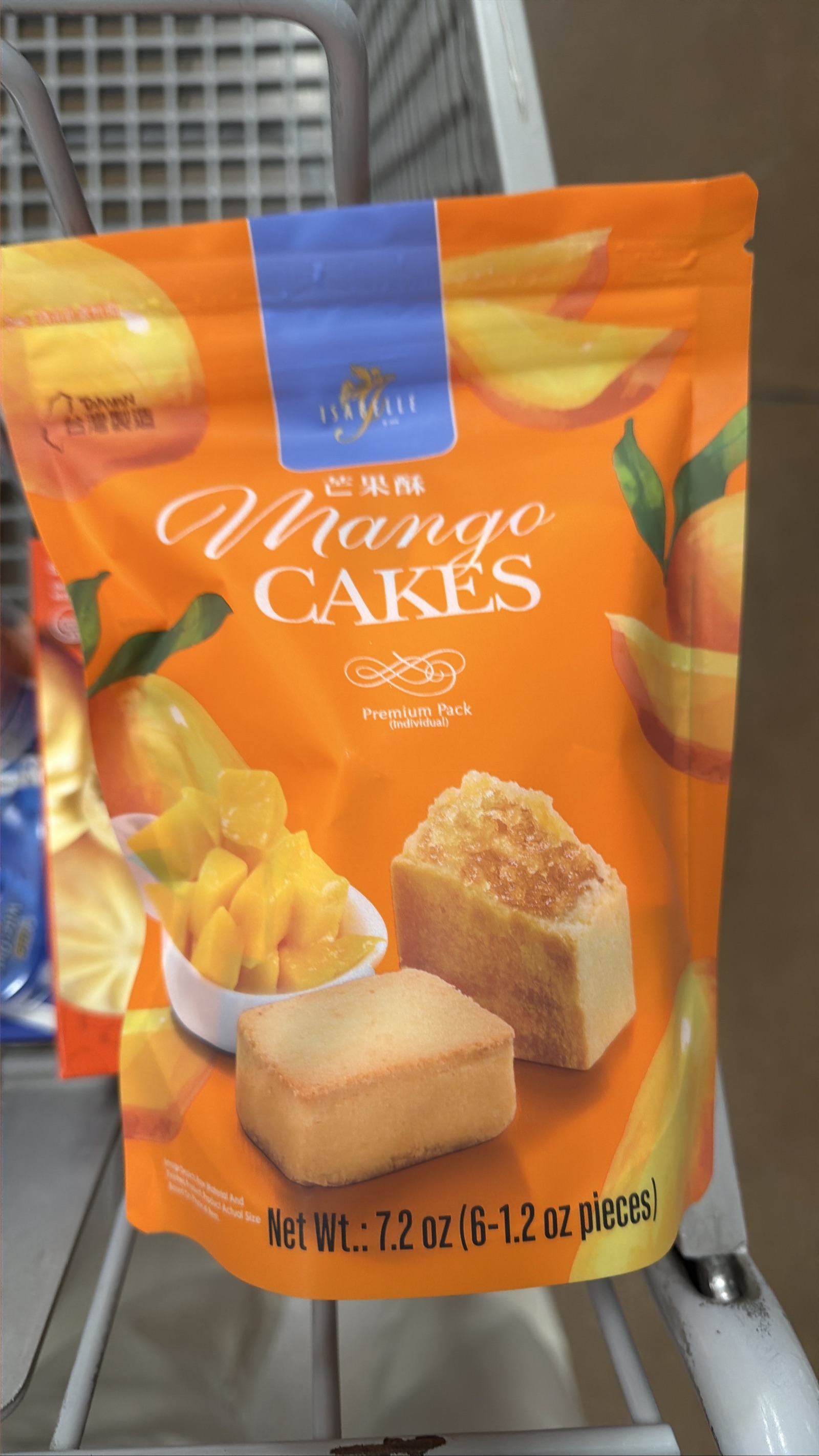 Isabelle Mango Cakes