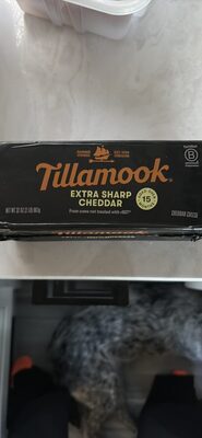 Tillamook Extra Sharp Cheddar Cheese